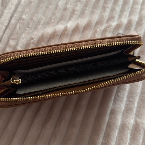 Victoria's Secret Brown Chevron Wallet - Picture 3 of 3